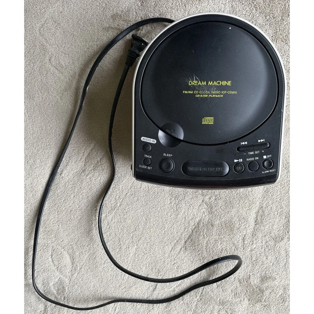 Vintage Sony Dream Machine FM/AM CD Clock Radio Model ICF-CD815